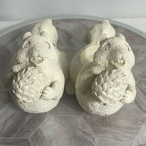 Vintage Squirrel Candle Holders Pair – White Resin Woodland Home Decor 7”